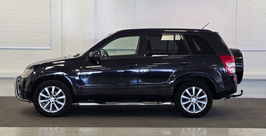 Suzuki Grand Vitara 2.0-16V Shogun 4X4 Trekhaak Airco Cruise, Auto's, Suzuki, 4 cilinders, 1850 kg, Grand Vitara, Zwart
