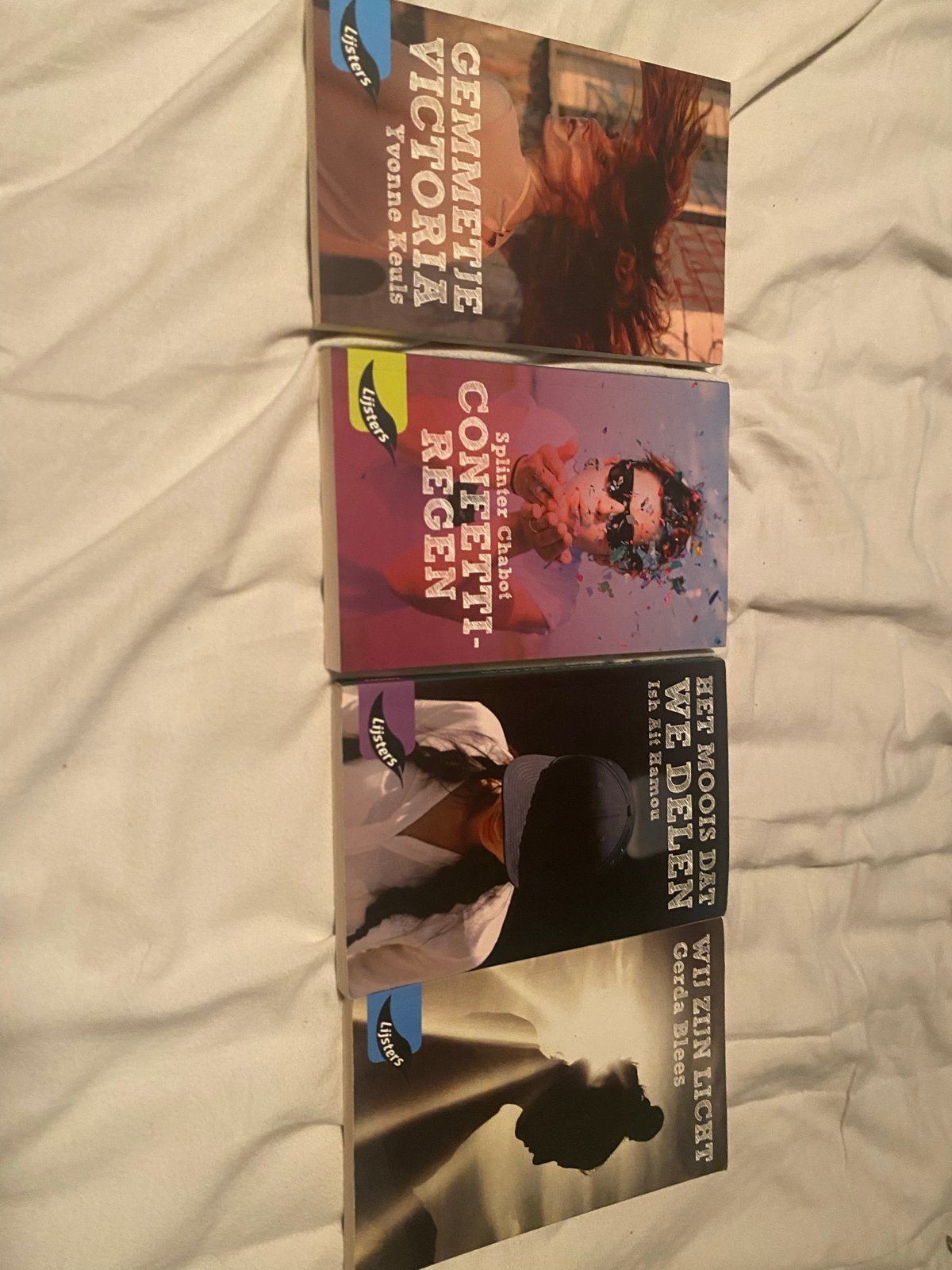 Lijsters boeken: Gemmetje Victoria, Confetti-regen, Het Mooi, Ophalen of Verzenden, Gelezen