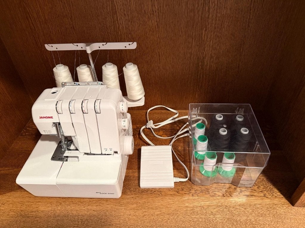 Janome Mylock 644D lockmachine, Ophalen, Zo goed als nieuw, Lockmachine, Overige merken