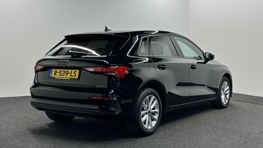 Audi A3 Sportback 30 TFSI Pro Line CAMERA NAVI CARPLAY ADAPT, Stof, Gebruikt, Met garantie (alle), Zwart