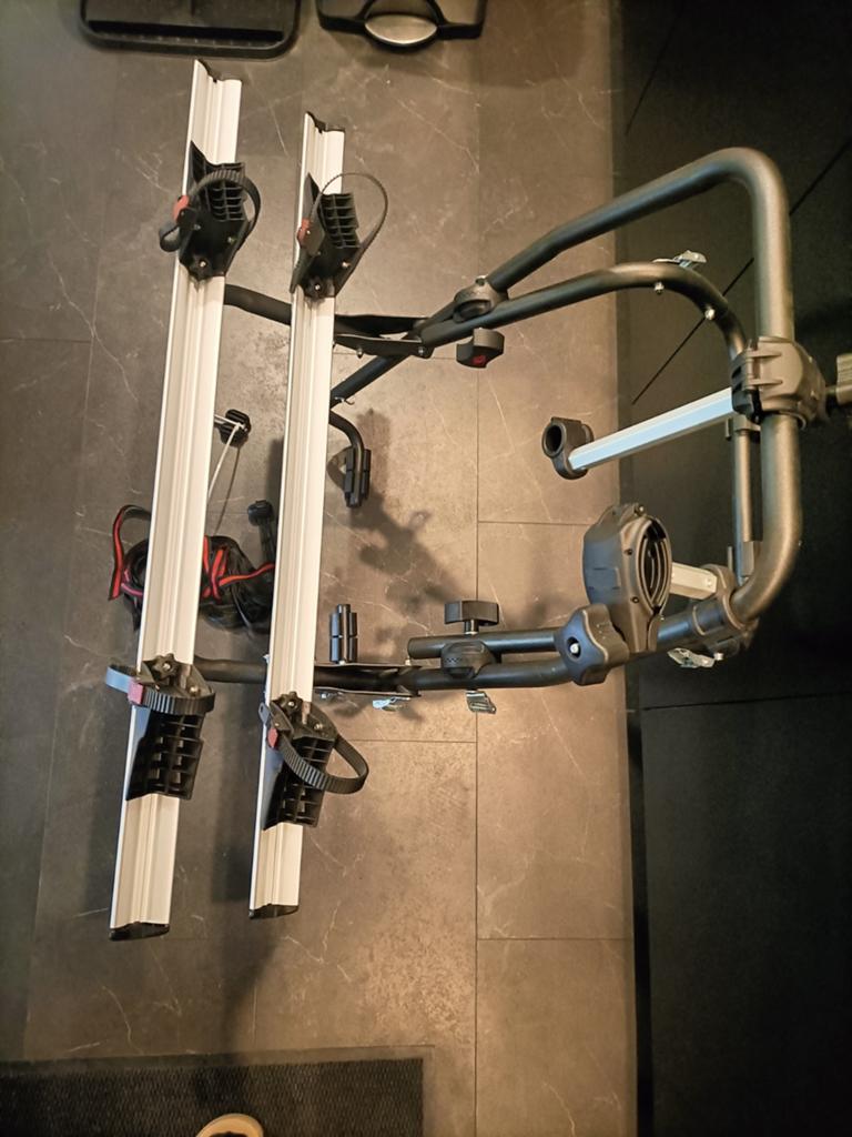 Menabo fietsendrager, Auto diversen, Fietsendragers, Ophalen, 2 fietsen, Zo goed als nieuw, Achterklepdrager