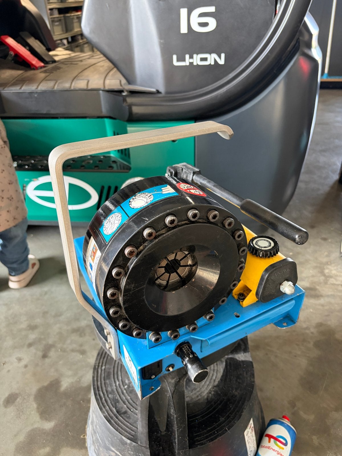 Mobiele hydraulische slangenpers met Enerpac pomp, Auto diversen, Autogereedschap, Ophalen of Verzenden, Zo goed als nieuw