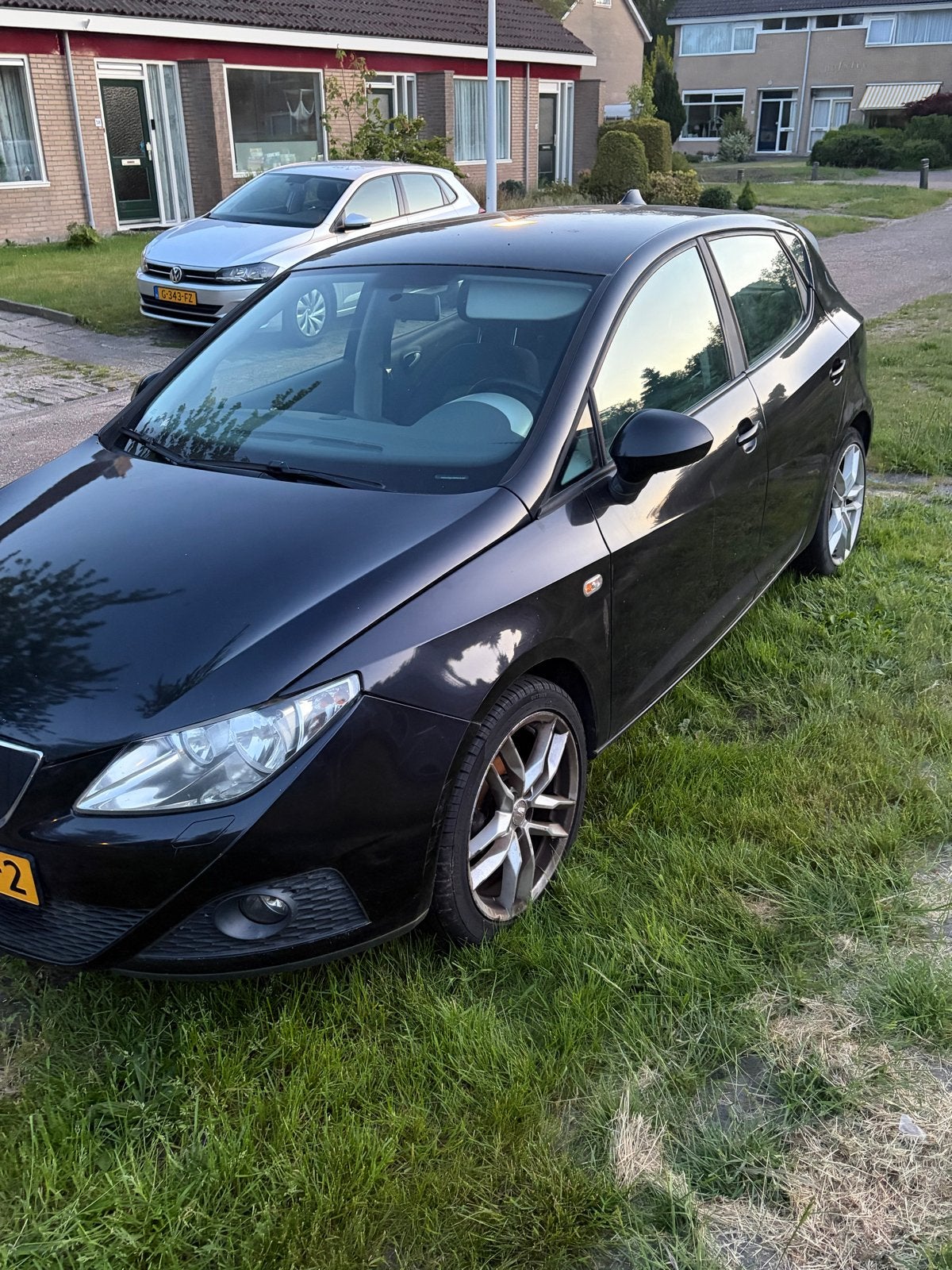 Seat Ibiza 1.2TDI Apple CarPlay/Android Autozonder APK Zwart, Voorwielaandrijving, 74 pk, 1199 cc, 96 €/maand
