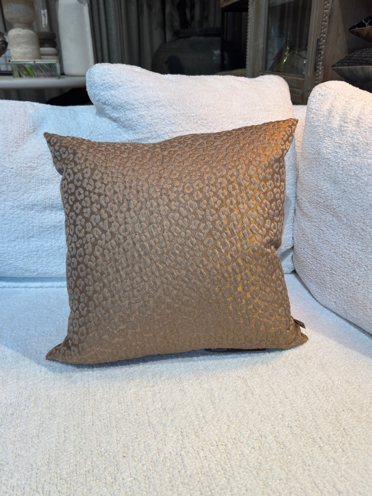 Nieuw Claudi kussen, Beige, Nieuw, Ophalen of Verzenden, Sierkussen