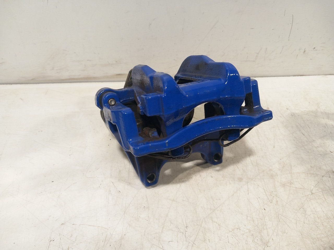 Remklauw rechts achter Volkswagen Golf, Auto-onderdelen, Onderdelen@venauto.nl, Van der Ven Autorecycling B.V., Gebruikt, Ettenseweg 76, 4706 PB Roosendaal, The Netherlands
