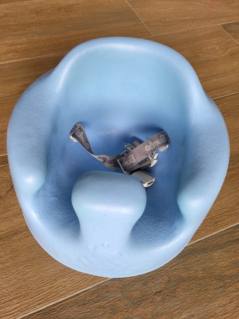 Bumbo babyzit floor seat, Kinderen en Baby's, Kinderstoelen, Ophalen, Zo goed als nieuw, Overige typen