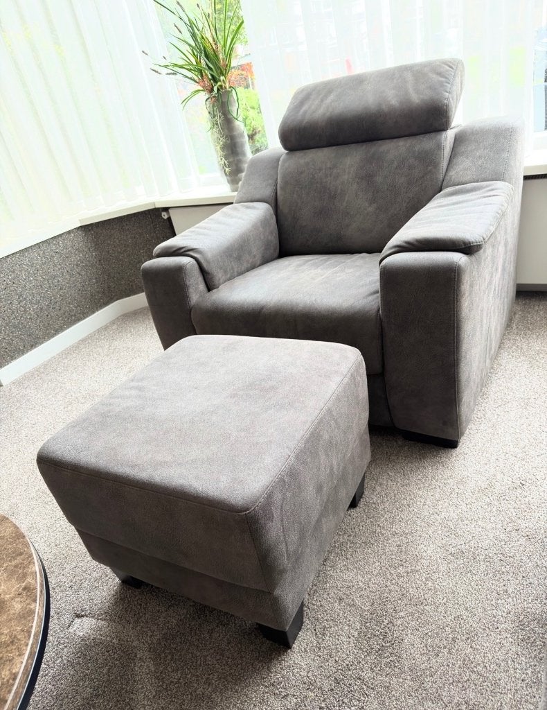 Losse club met poef, Ophalen, Gebruikt, 100 tot 125 cm, 75 tot 100 cm