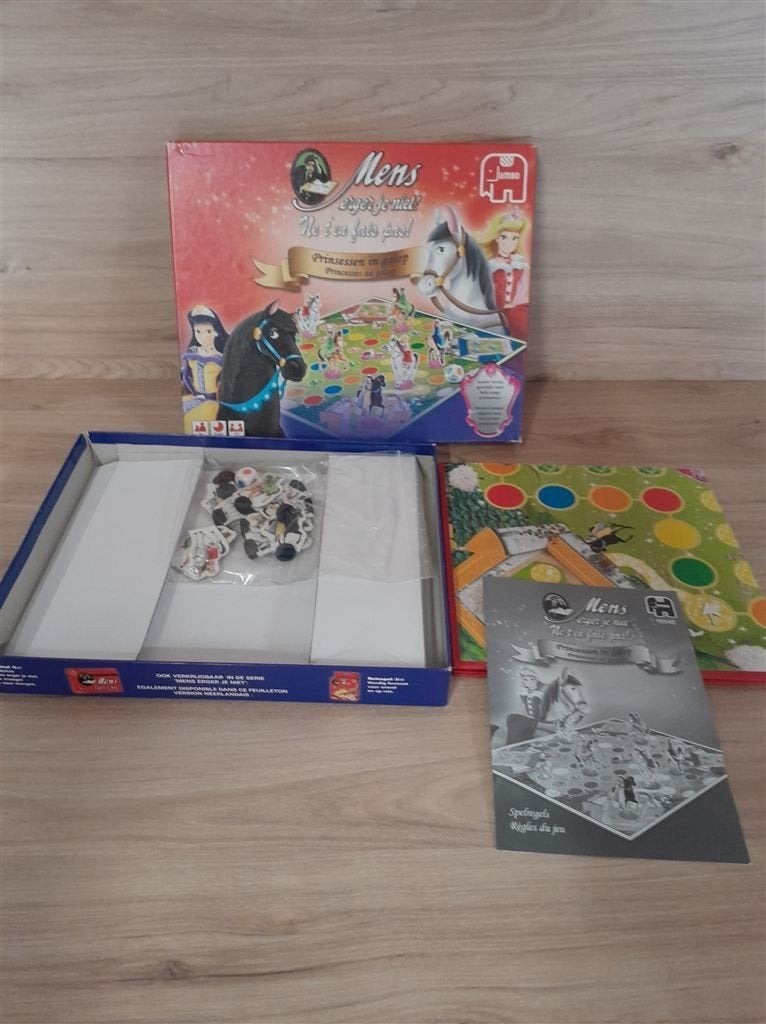 Mens erger je niet - disney prinsessen in galop - s4674