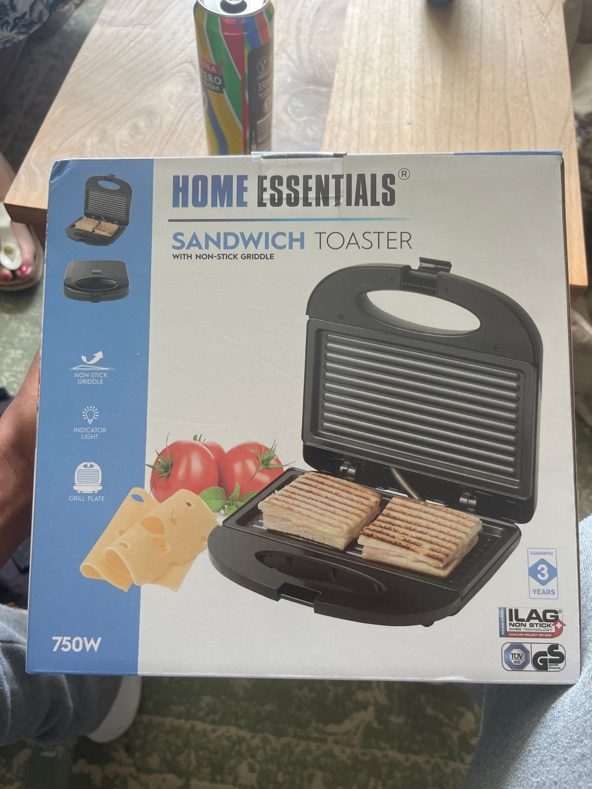 Home Essentials Sandwich Toaster 750W met antiaanbaklaag, Ophalen, Nieuw