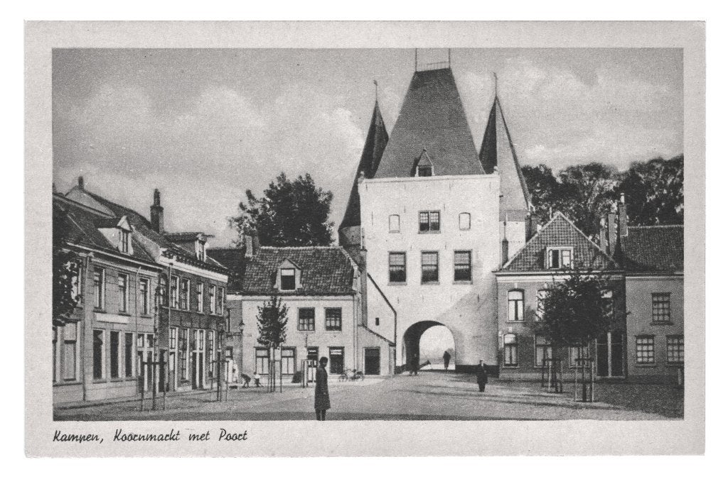 988522 Kampen Koornmarktspoort Koornmarkt Onbeschreven, Ophalen of Verzenden, 1920 tot 1940, Ongelopen, Overijssel