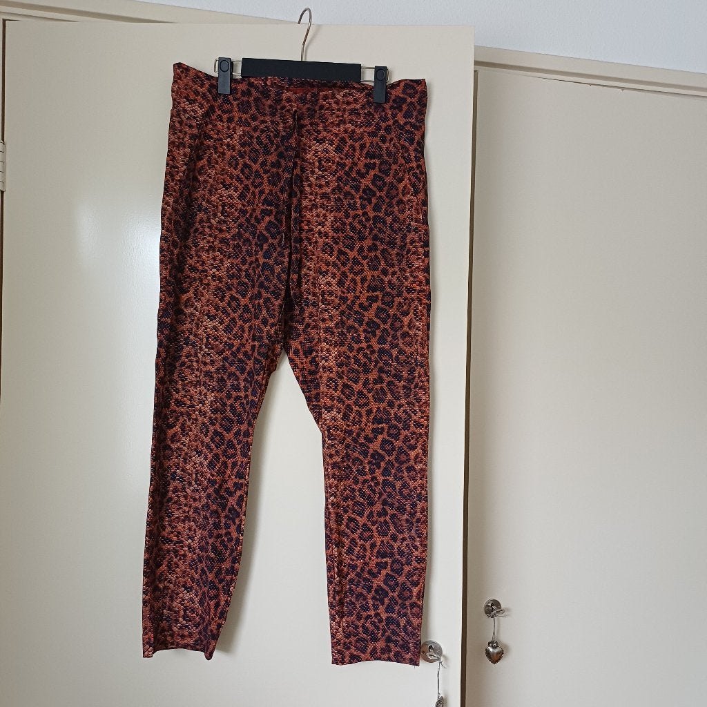 Studio Anneloes broek maat M, Maat 38/40 (M), Studio Anneloes, Bruin, Ophalen of Verzenden