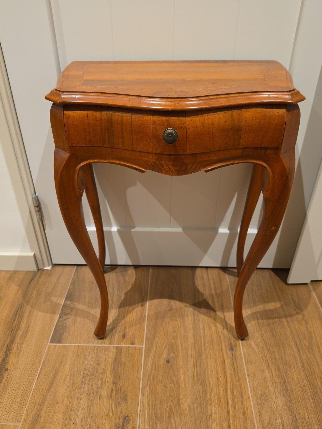 Vintage Louis XV bijzettafeltje met lade, Ophalen