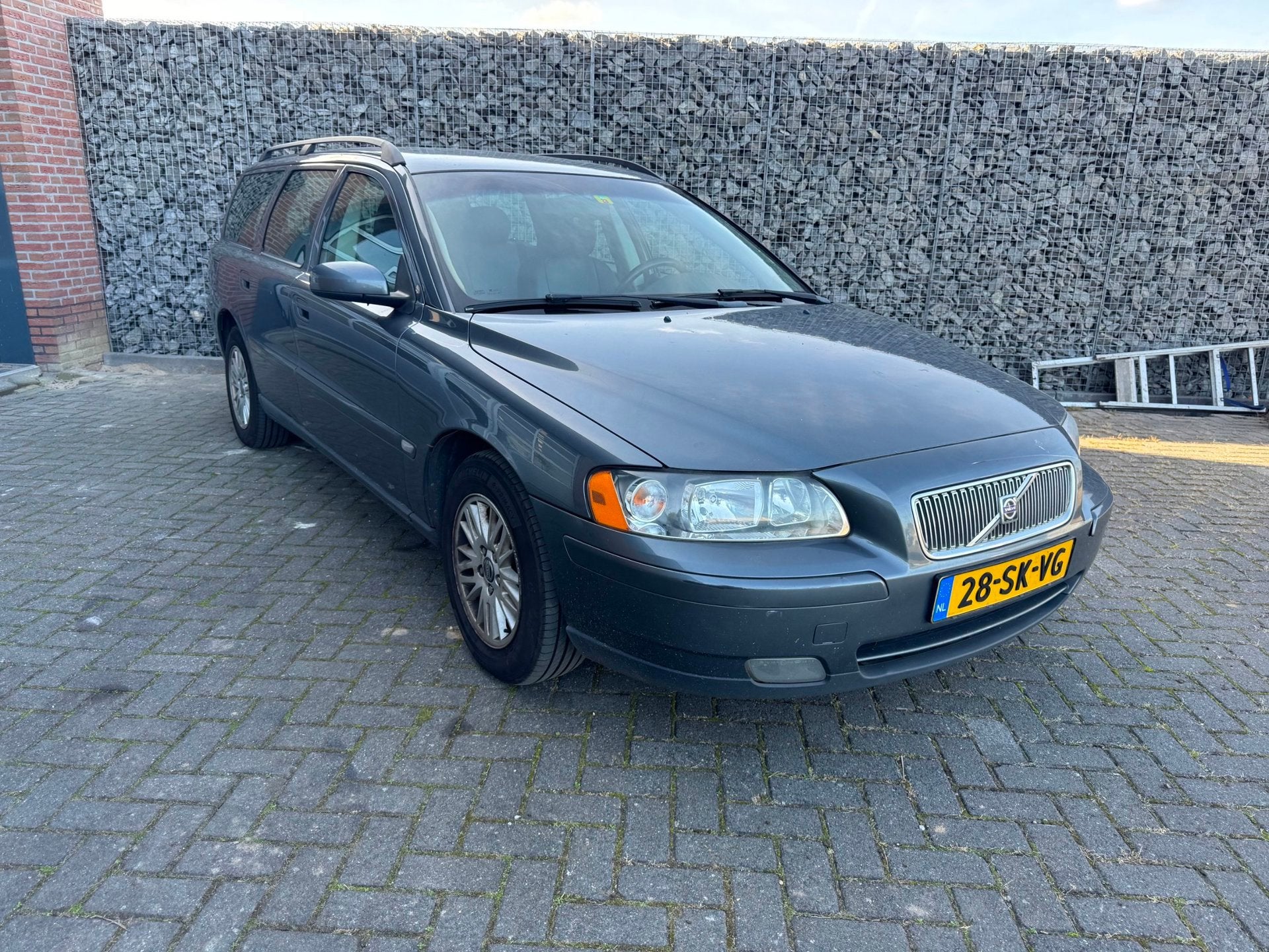 Volvo V70 2.4 Kinetic | APK tot 09-2027 | Trekhaak |, 1470 kg, 84 €/maand, 750 kg, 5 cilinders