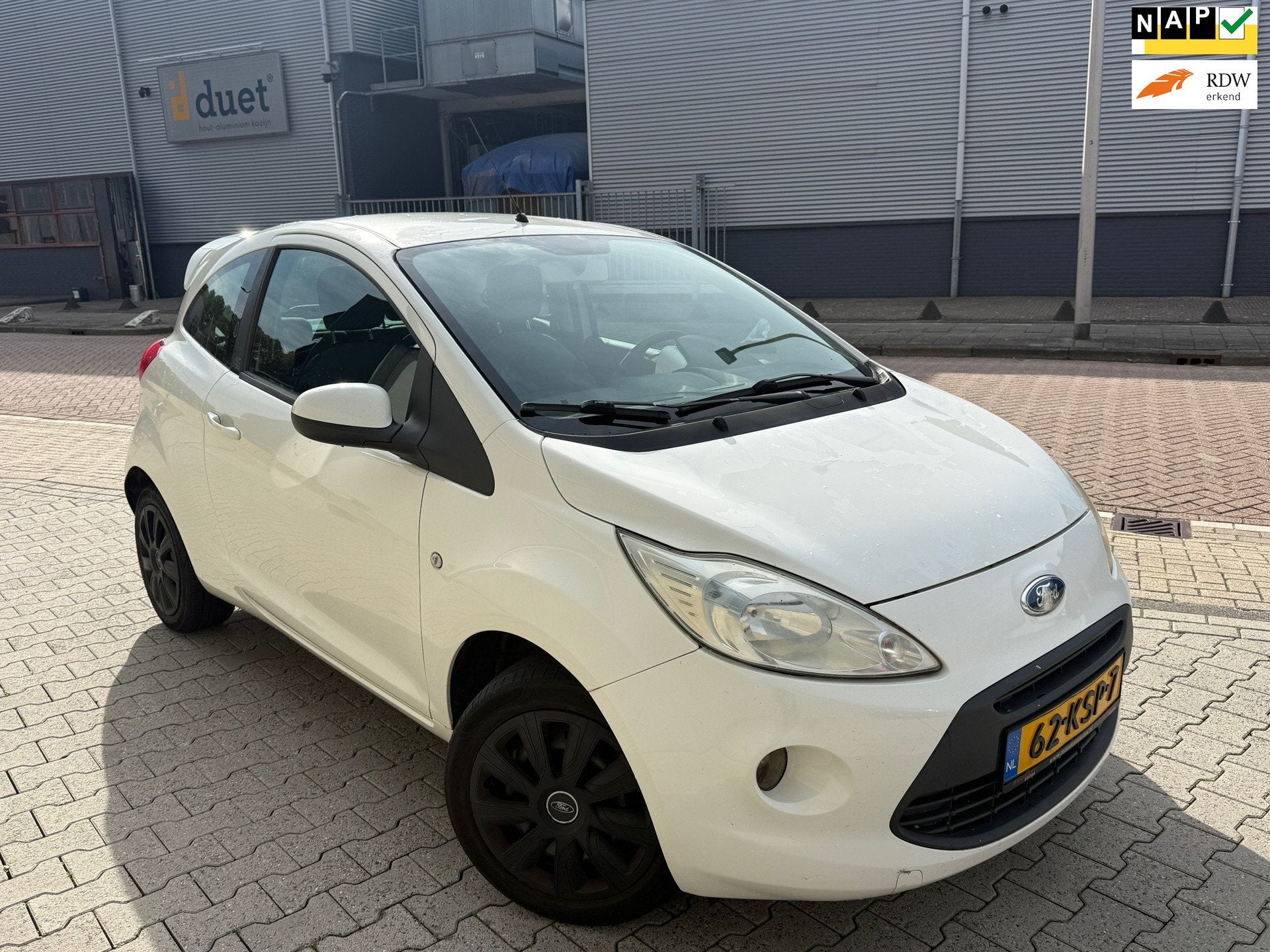 Ford Ka 1.2 Titanium NEW APK (LAK Schade) Airco, Auto's, Voorwielaandrijving, Dealer onderhouden, 1242 cc, 4 cilinders