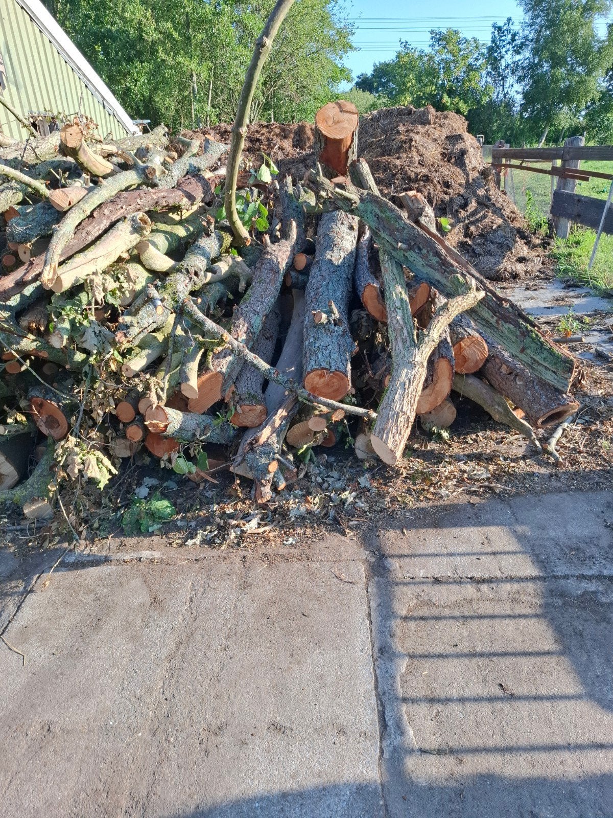Te koop rond de 10 kuub, Ophalen