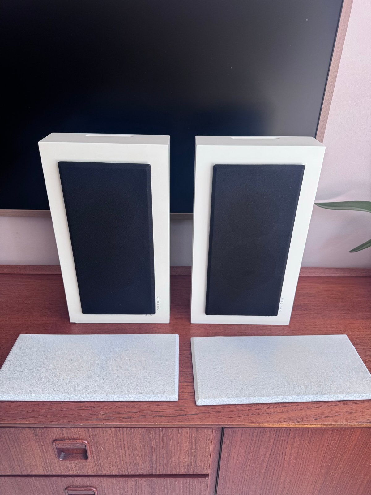 DLS Flatbox Midi 10-13012 speakerset - Wit, Overige merken, Stereo speakers, Gebruikt, Ophalen of Verzenden