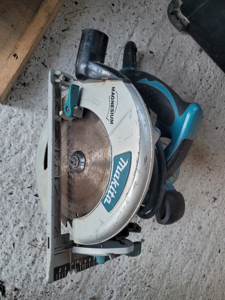 Makita handcirkelzaag, Gebruikt, Cirkelzaag, Ophalen of Verzenden, Makita