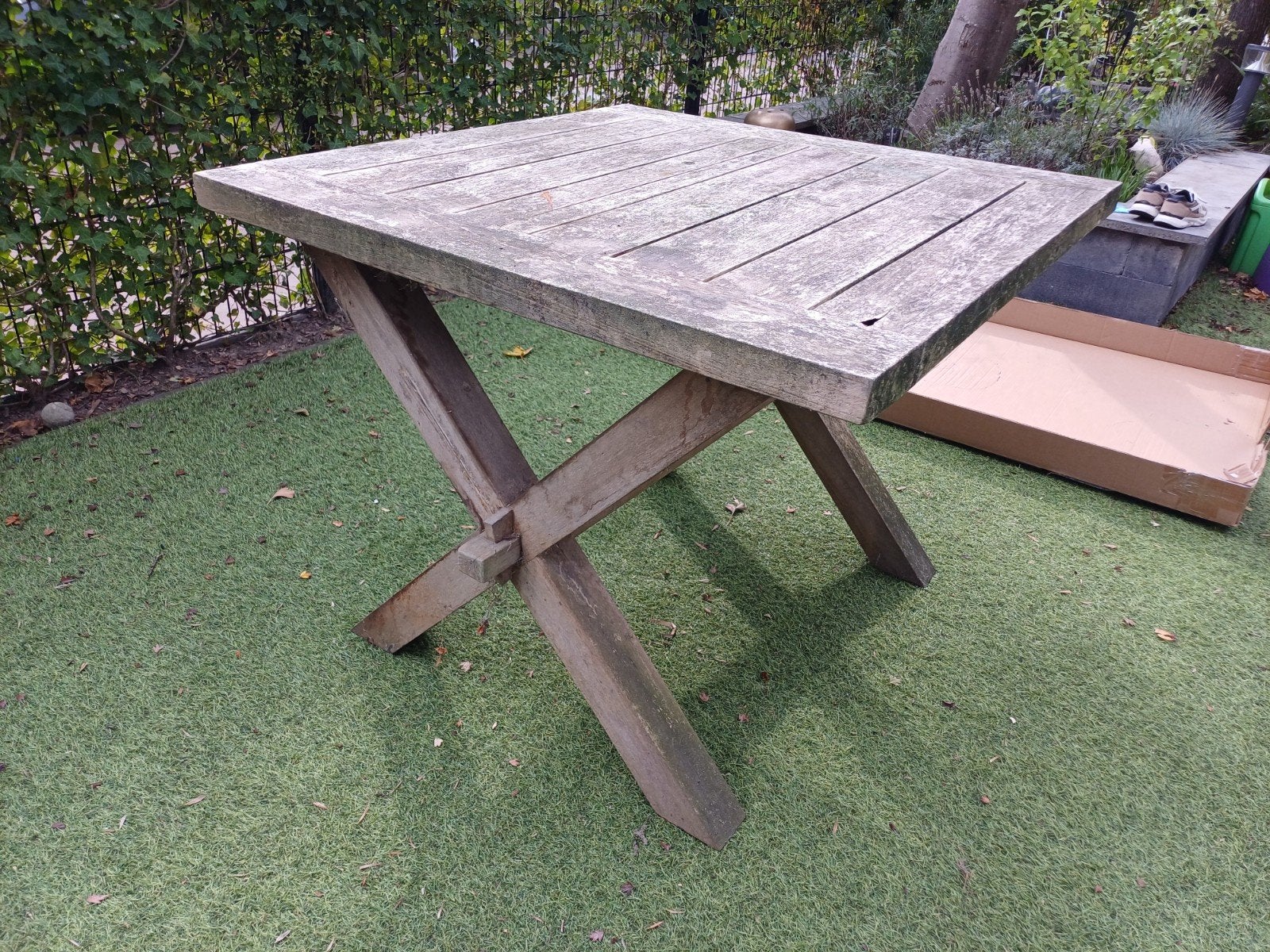 Doorleefde teakhouten kleine tafel, Ophalen, Gebruikt, Rechthoekig, Teakhout