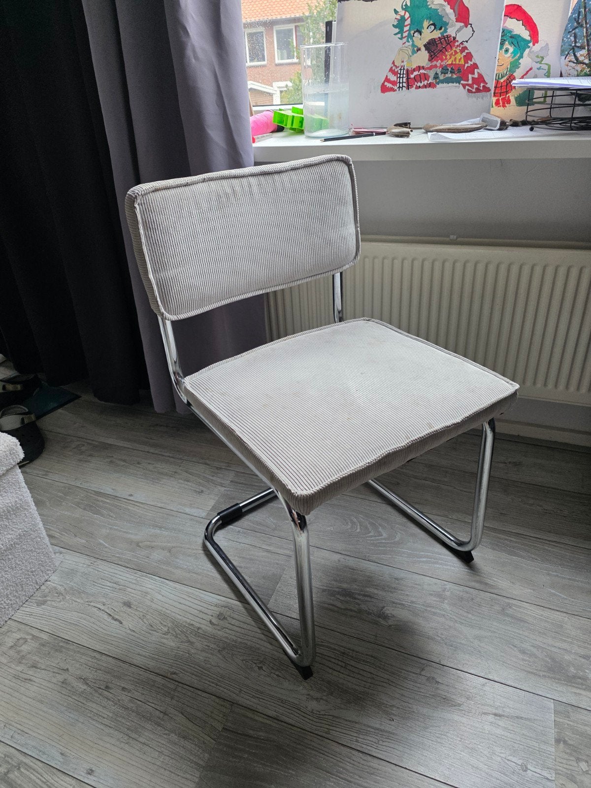 6 stoelen gratis af te halen: 4 grijs, 2 blauw, Huis en Inrichting, Stoelen, Gebruikt, Ophalen of Verzenden, Stof, Grijs