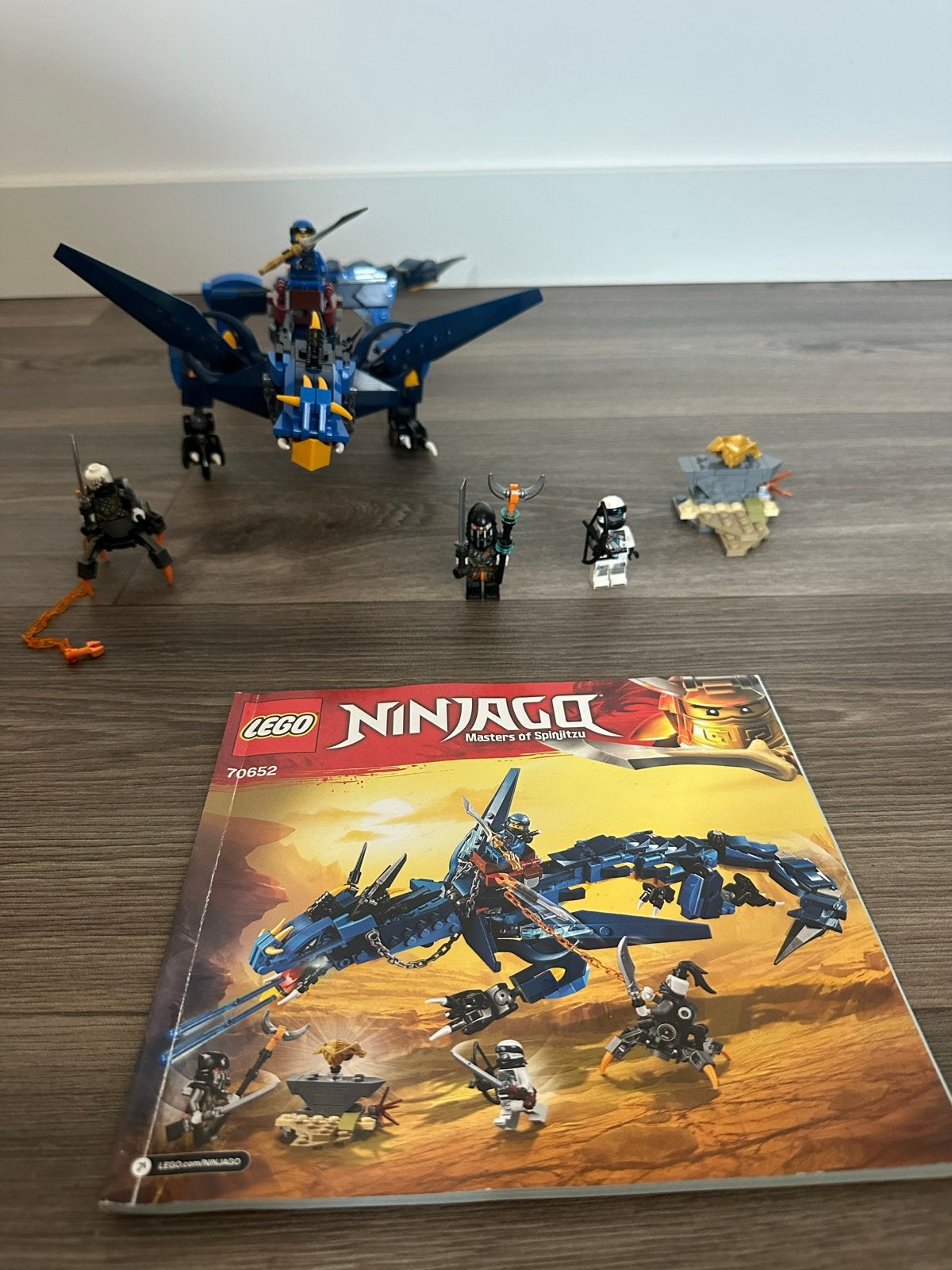 Lego Ninjago Jay's Stormvlieger 70652 met minifiguren, Lego, Ophalen of Verzenden, Zo goed als nieuw, Compleet