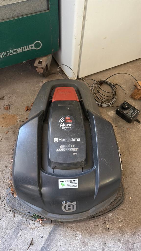 Husqvarna Automower - Nieuwe batterij nodig, wielen geüpdate, Ophalen, Gebruikt, Accu-grasmaaier