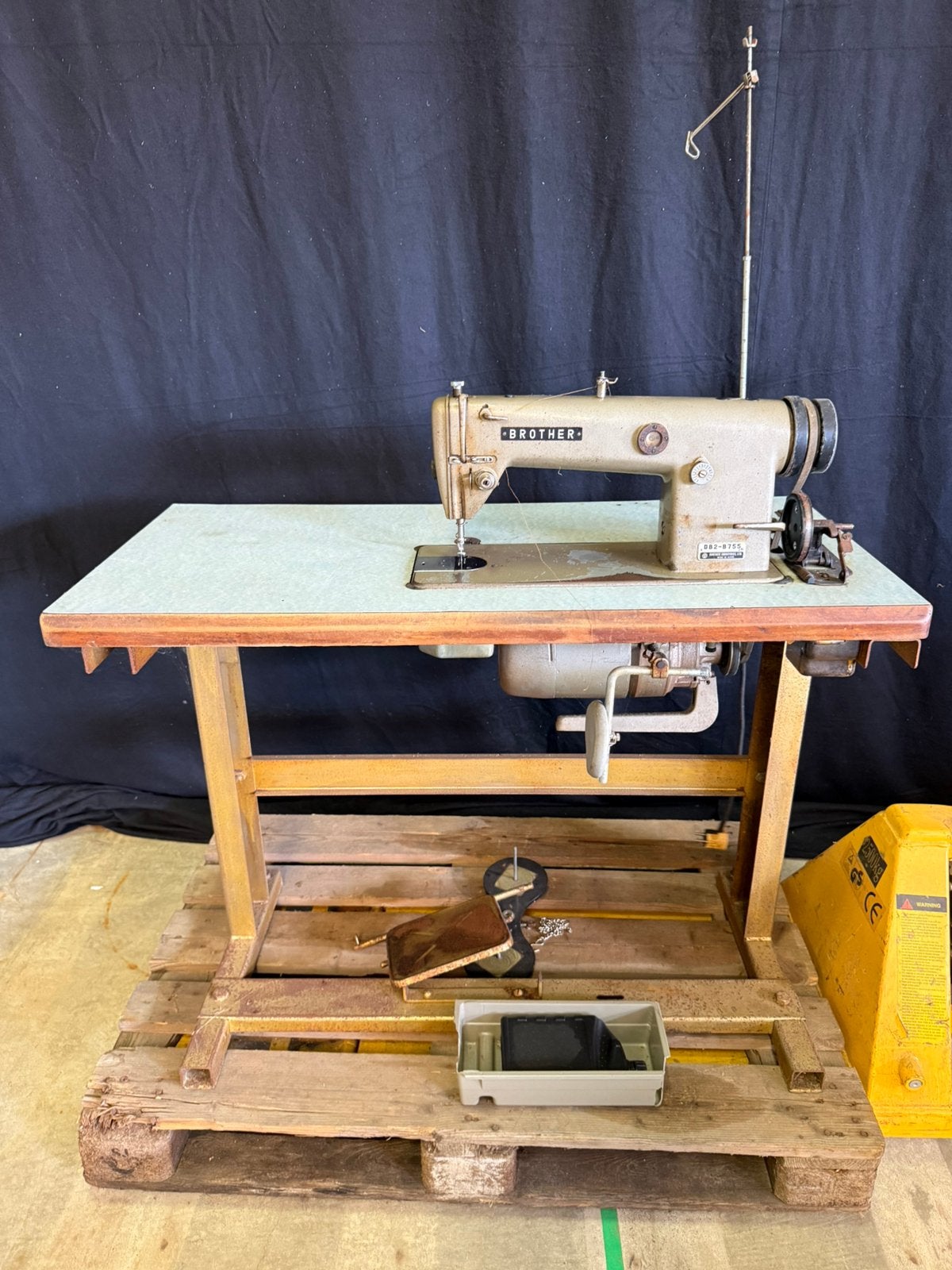 Industriële naaimachine, Ophalen, Gebruikt, Naaimachine, Overige merken