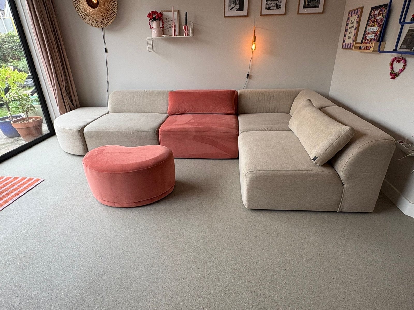 Modulaire hoekbank 4x6 Sofa beige/oudroze met hocker, Ophalen, Gebruikt, Hoekbank, 300 cm of meer