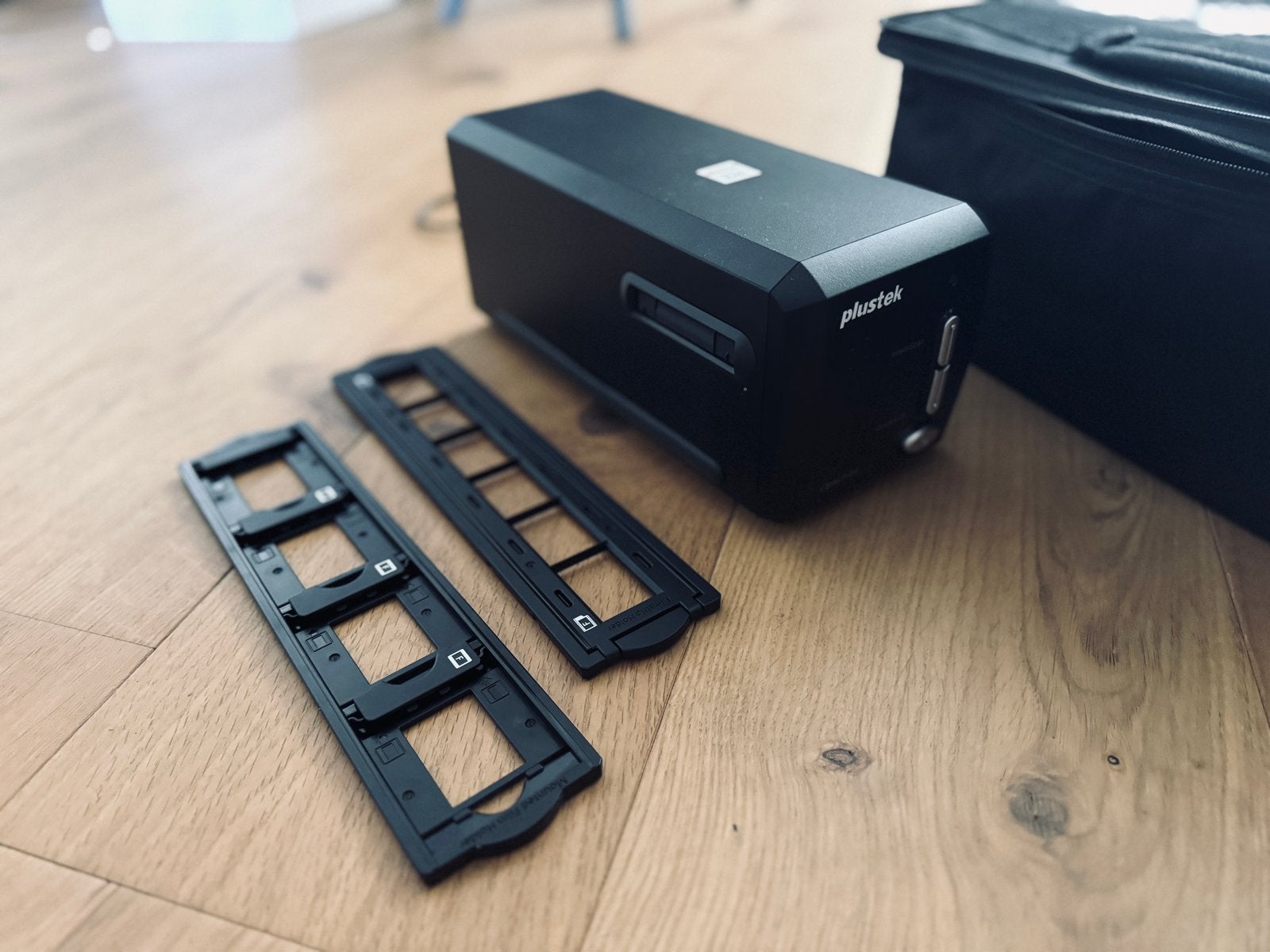Plustek OpticFilm 8200i Filmscanner - Hoge Resolutie, Computers en Software, Scanners, Zo goed als nieuw, Diascanner, MacOS, Windows