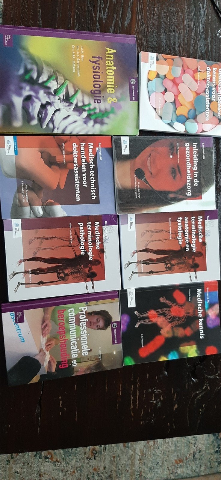 Complete set boeken doktersassistent MBO 4, Ophalen, Diverse auteurs, Zo goed als nieuw, MBO