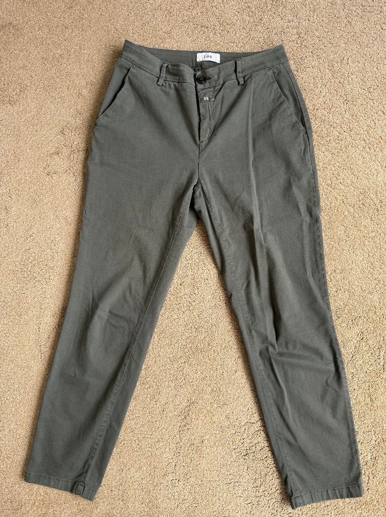 Groene chino Closed, maat 25, Ophalen of Verzenden, Maat 34 (XS) of kleiner, Lang, Gedragen