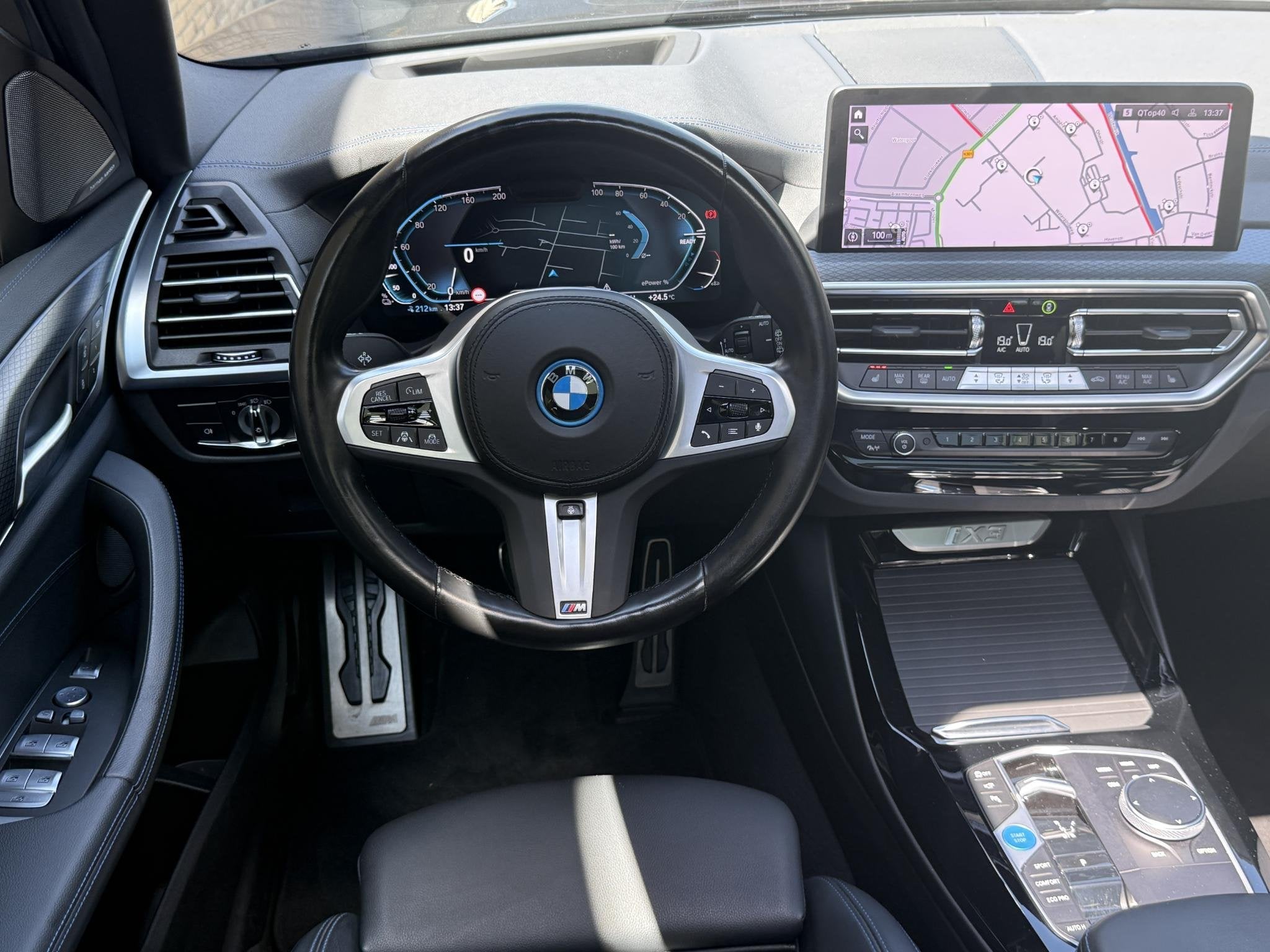 BMW iX3 High Executive 80 kWh | 94% SOH | M-pakket | Elektri, Automaat, Dealer onderhouden, Achterwielaandrijving, Gebruikt