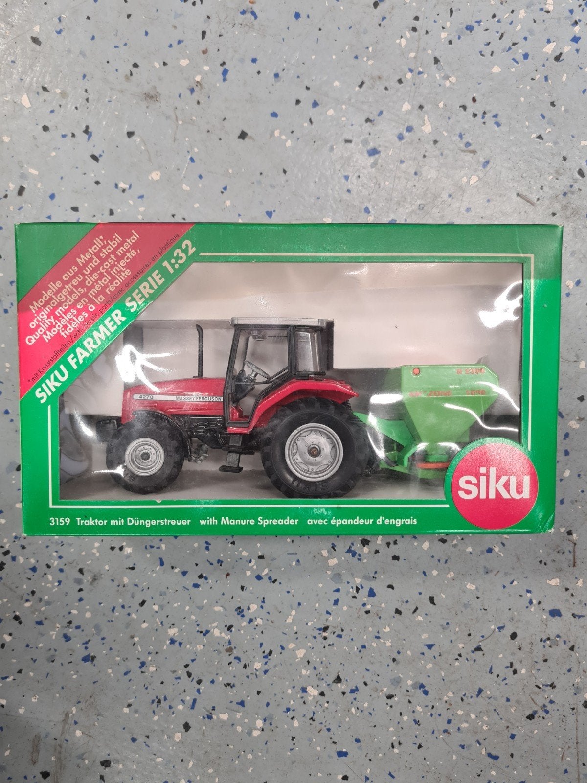 Siku Massey Ferguson 4270 met zaaier, Ophalen of Verzenden, Tractor of Landbouw, SIKU