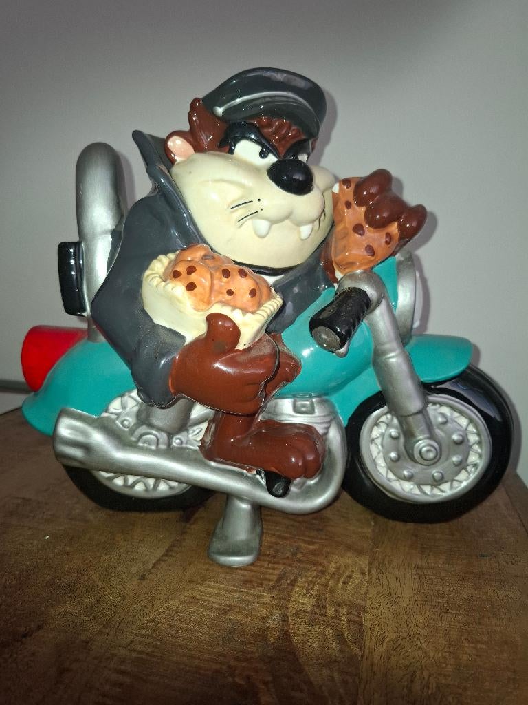 Tasmanian devil koekjes trommel, Verzamelen, Ophalen of Verzenden, Looney Tunes, Zo goed als nieuw, Beeldje of Figuurtje