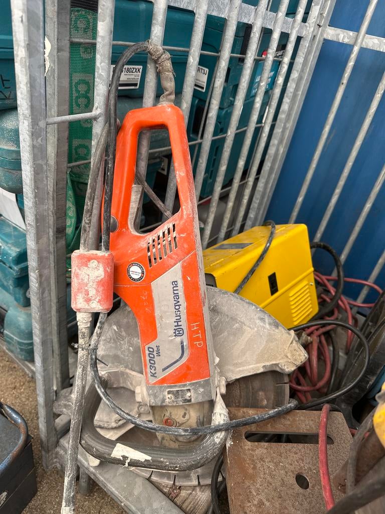 Husqvarna K3000 doorslijper + 1 kapotte, 2 stuks totaal, Ophalen, Gebruikt, 70 mm of meer, Overige typen