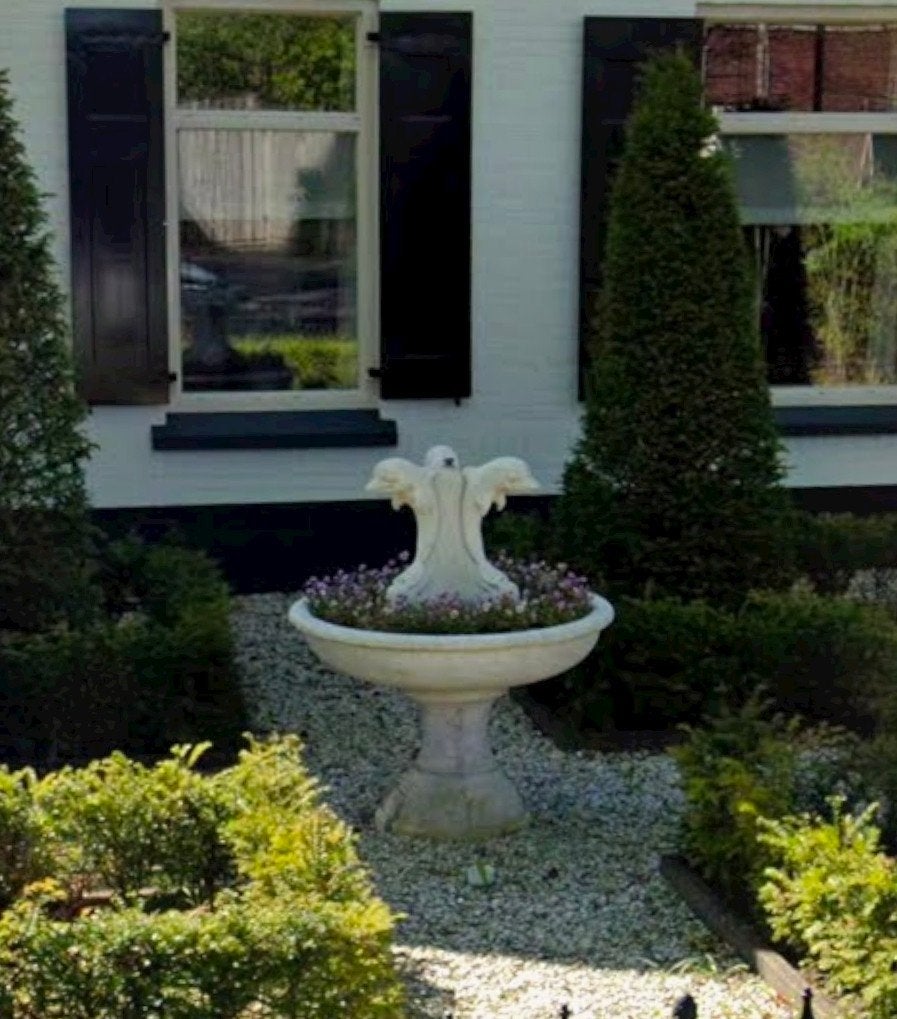 Dolfijnen fontein, Ophalen of Verzenden, Beton, Fontein