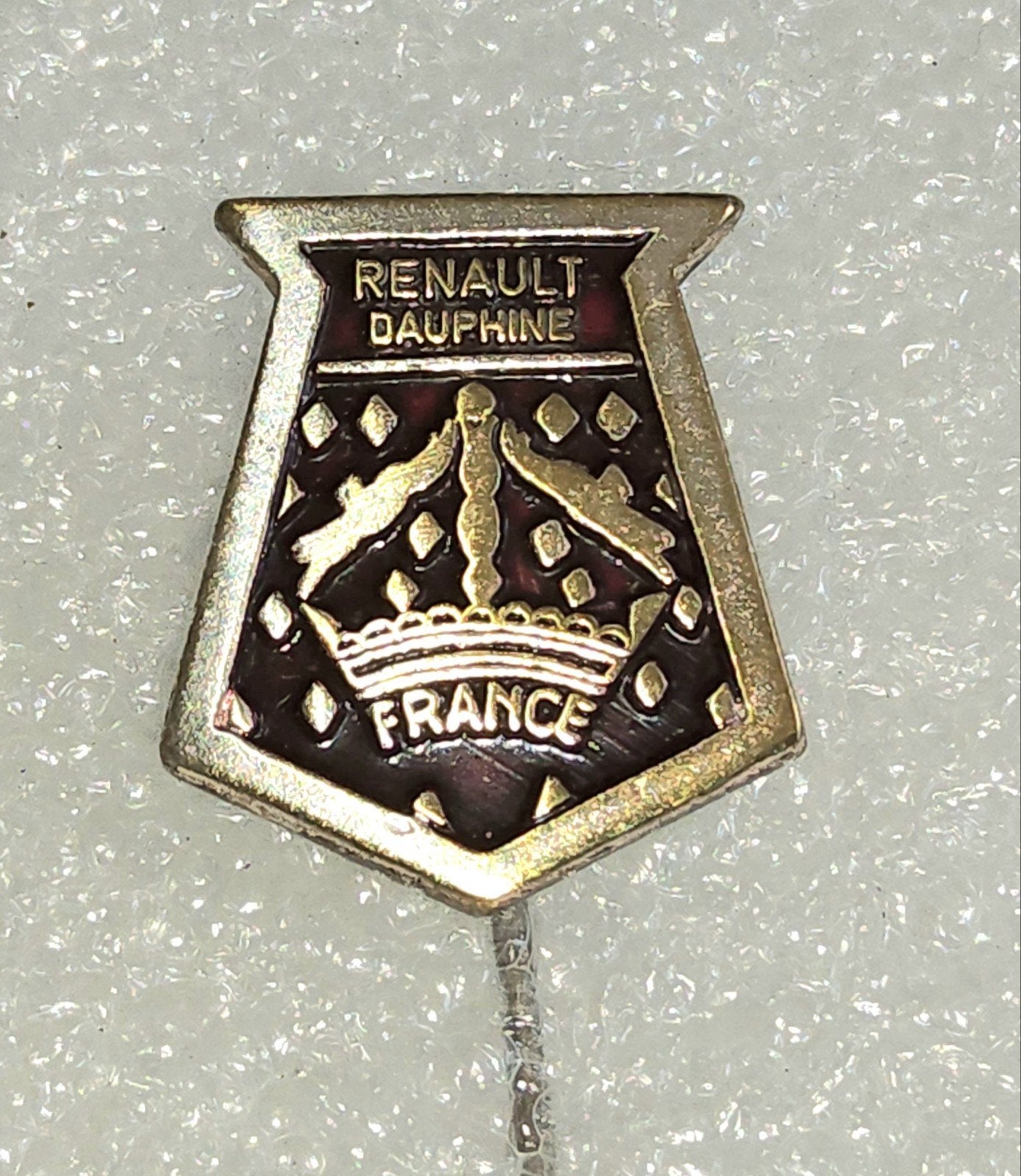 Vintage Renault Dauphine France Speldje, Ophalen of Verzenden, Gebruikt, Overige onderwerpen, Speldje of Pin