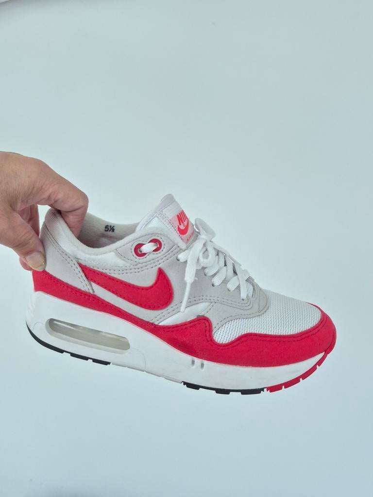 Nike Air Max 1 White University Red - maat 36, Ophalen of Verzenden, Zo goed als nieuw, Sneakers of Gympen