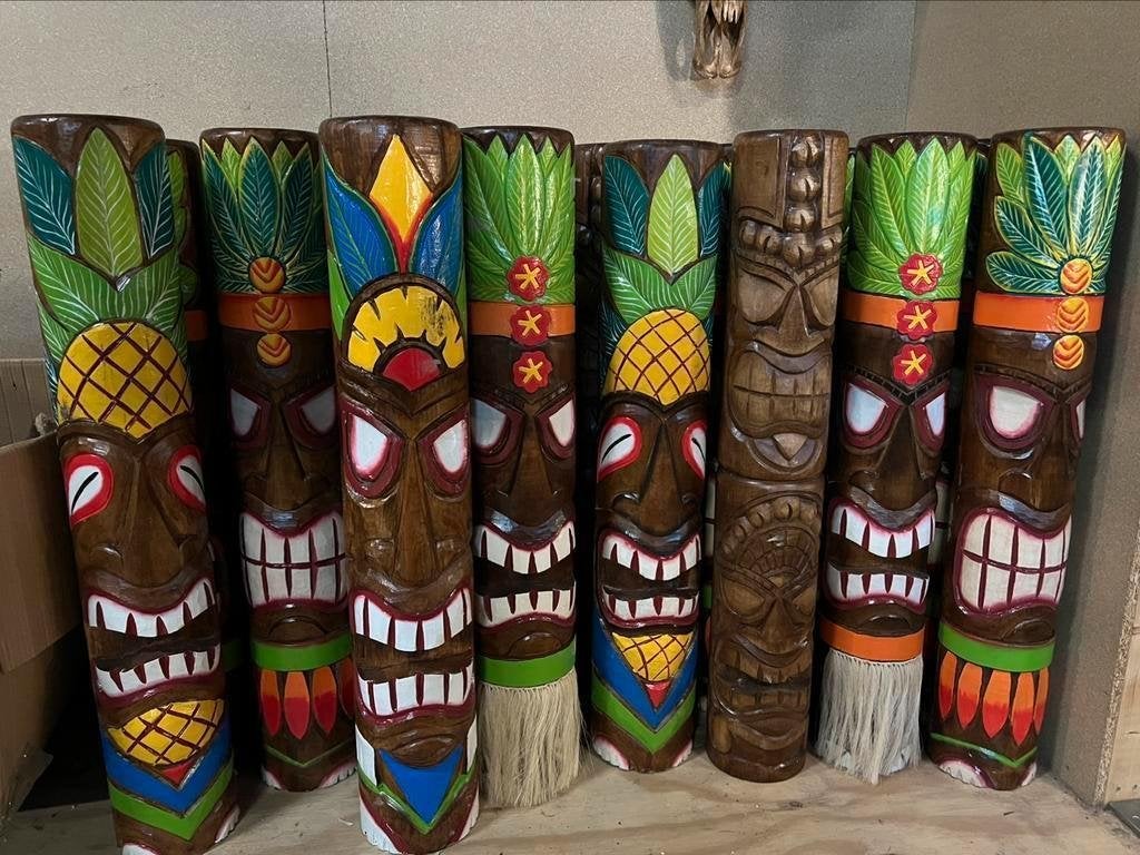Totempaal 1M Marijuana - Hout Tiki beeld, Antiek en Kunst, Kunst | Beelden en Houtsnijwerken, Ophalen of Verzenden