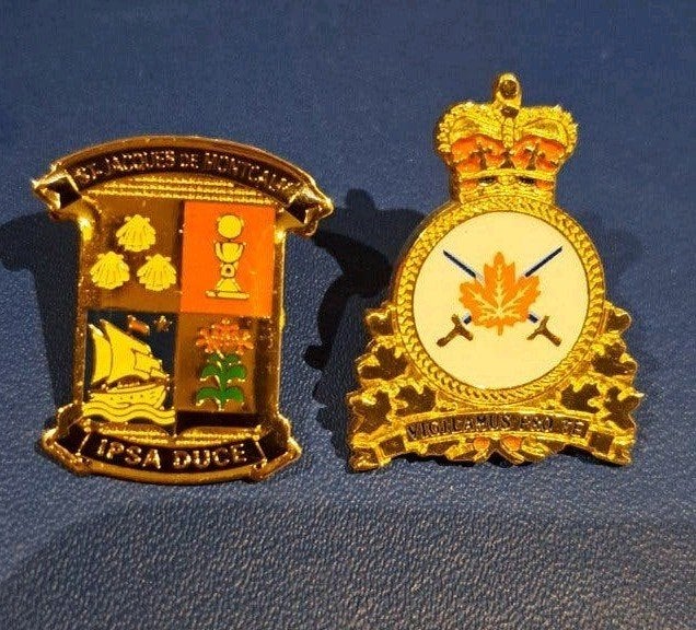 2 Canadese pins: Canadian Army & St. Jacques de Montcalm, Verzamelen, Speldjes, Pins en Buttons, Ophalen of Verzenden
