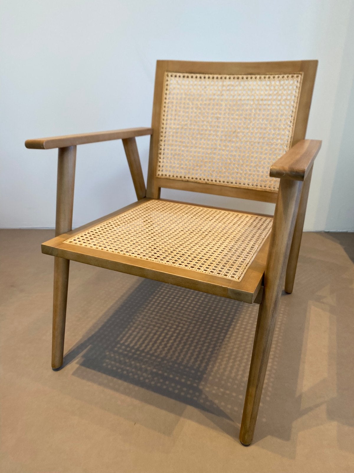 Fauteuil in beukenhout en vlechtwerk (rotan), Ophalen, Zo goed als nieuw, Bruin, Vijf, Zes of meer stoelen