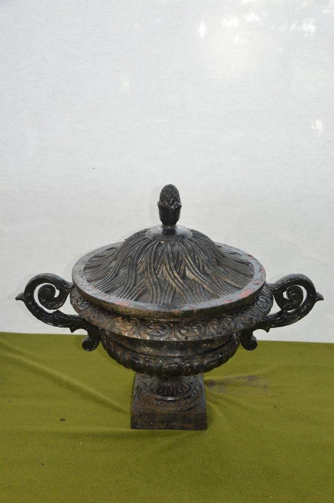 Brocante antieke gietijzeren tuinvaas/ jardinière met oren, Ophalen of Verzenden, Gebruikt