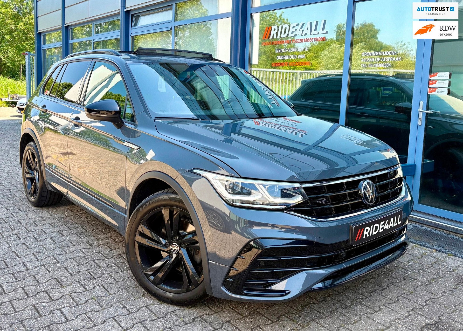 Volkswagen Tiguan 1.5 TSI 3x R-LINE/PANO/CARPLAY/CAMERA, Automatische klimaatregeling, 4 cilinders, 150 pk, Leder en Stof