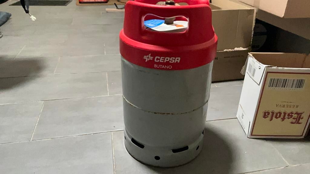 Spaanse gasfles, Caravans en Kamperen, Kampeeraccessoires, Ophalen of Verzenden, Gebruikt