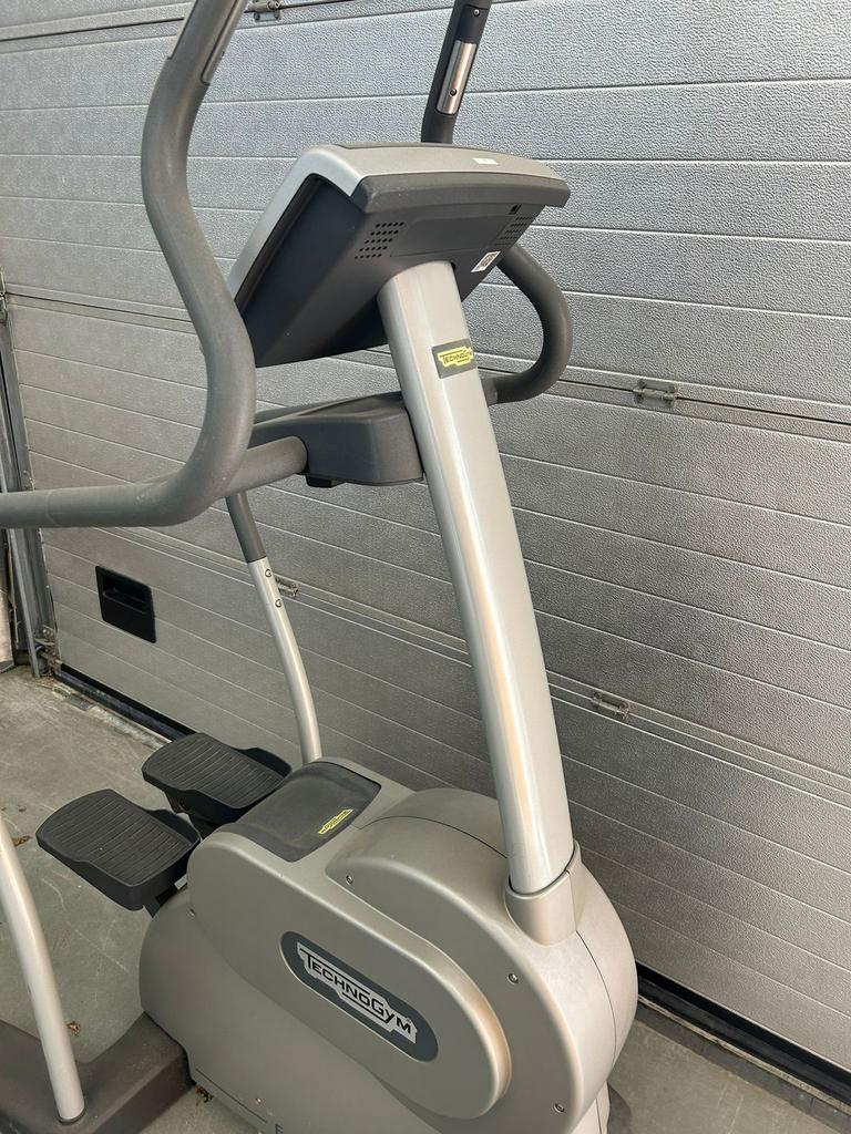 Technogym Excite Crosstrainer / Stepper, Sport en Fitness, Fitnessmaterialen, Ophalen of Verzenden, Gebruikt, Overige typen