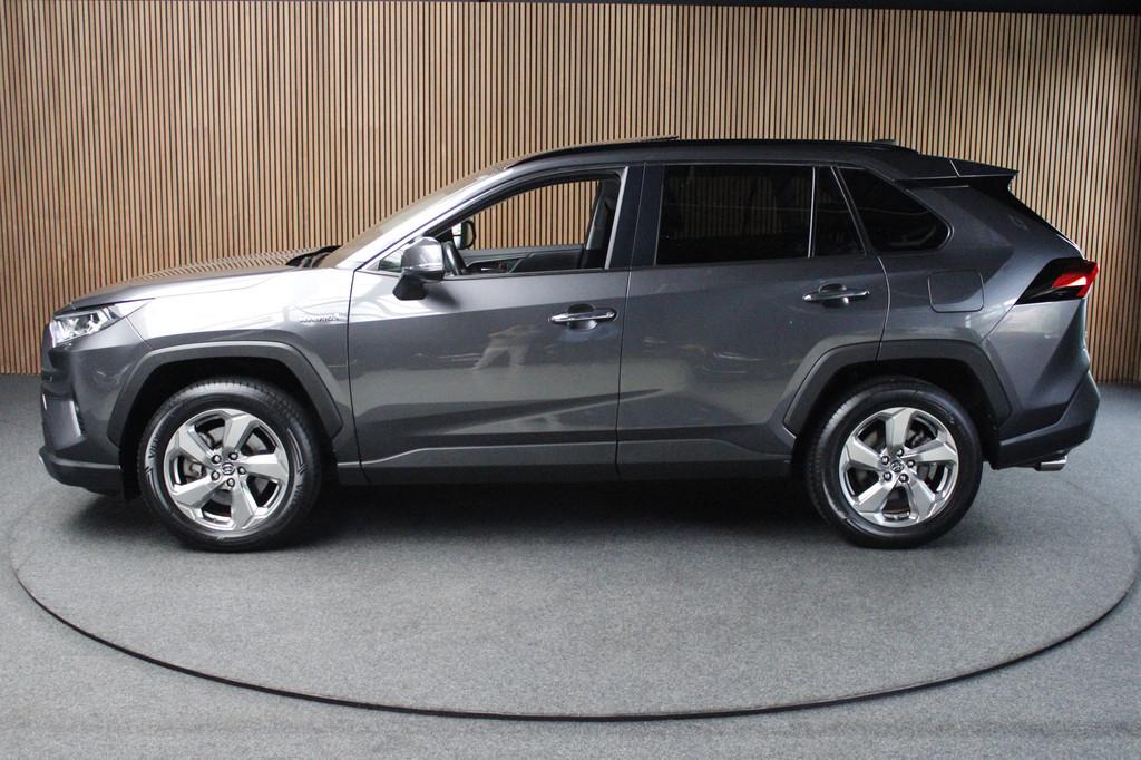Toyota RAV4 2.5 Hybrid AWD Leer Navi Pano JBL sound Trekhaak, Automaat, Gebruikt, Zwart, 4 cilinders