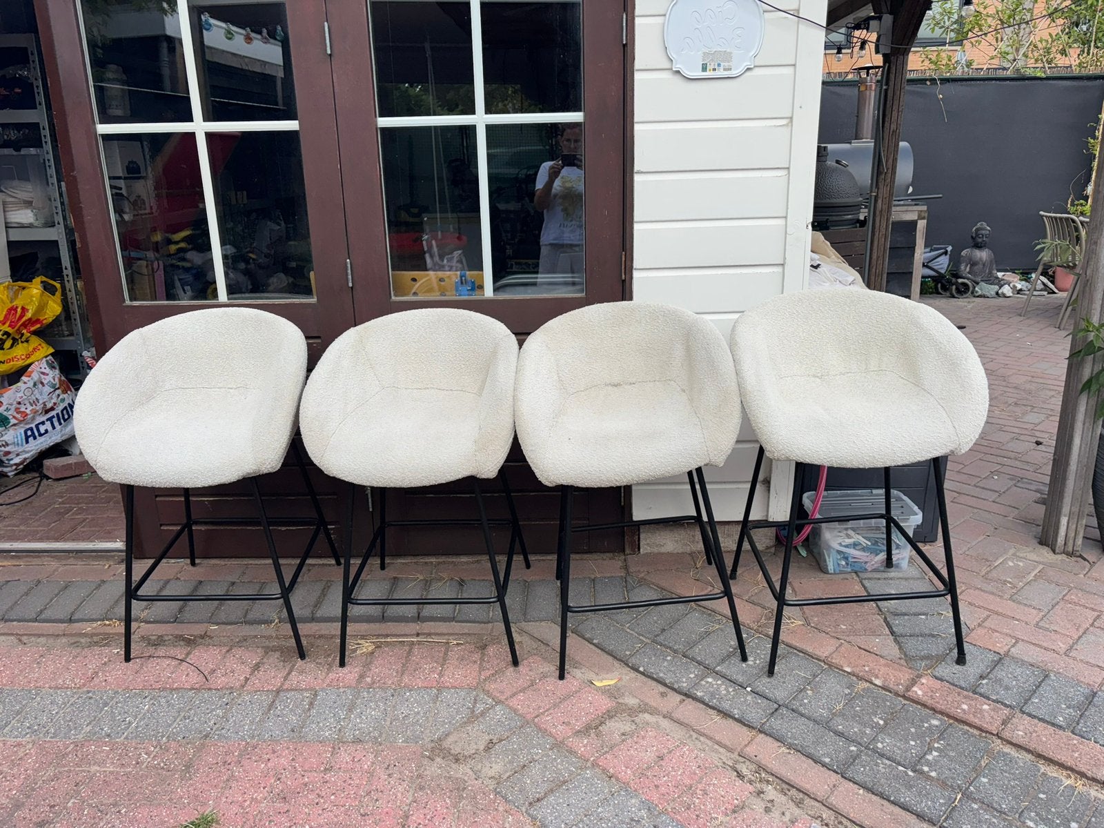 Witte barkrukken, Huis en Inrichting, Ophalen, Gebruikt, Met voetsteun, 60 tot 90 cm