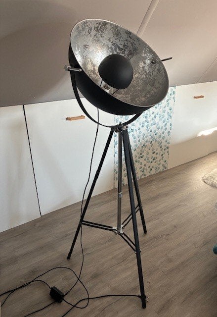 Te koop staande lamp, Ophalen, Gebruikt, Metaal, 150 tot 200 cm