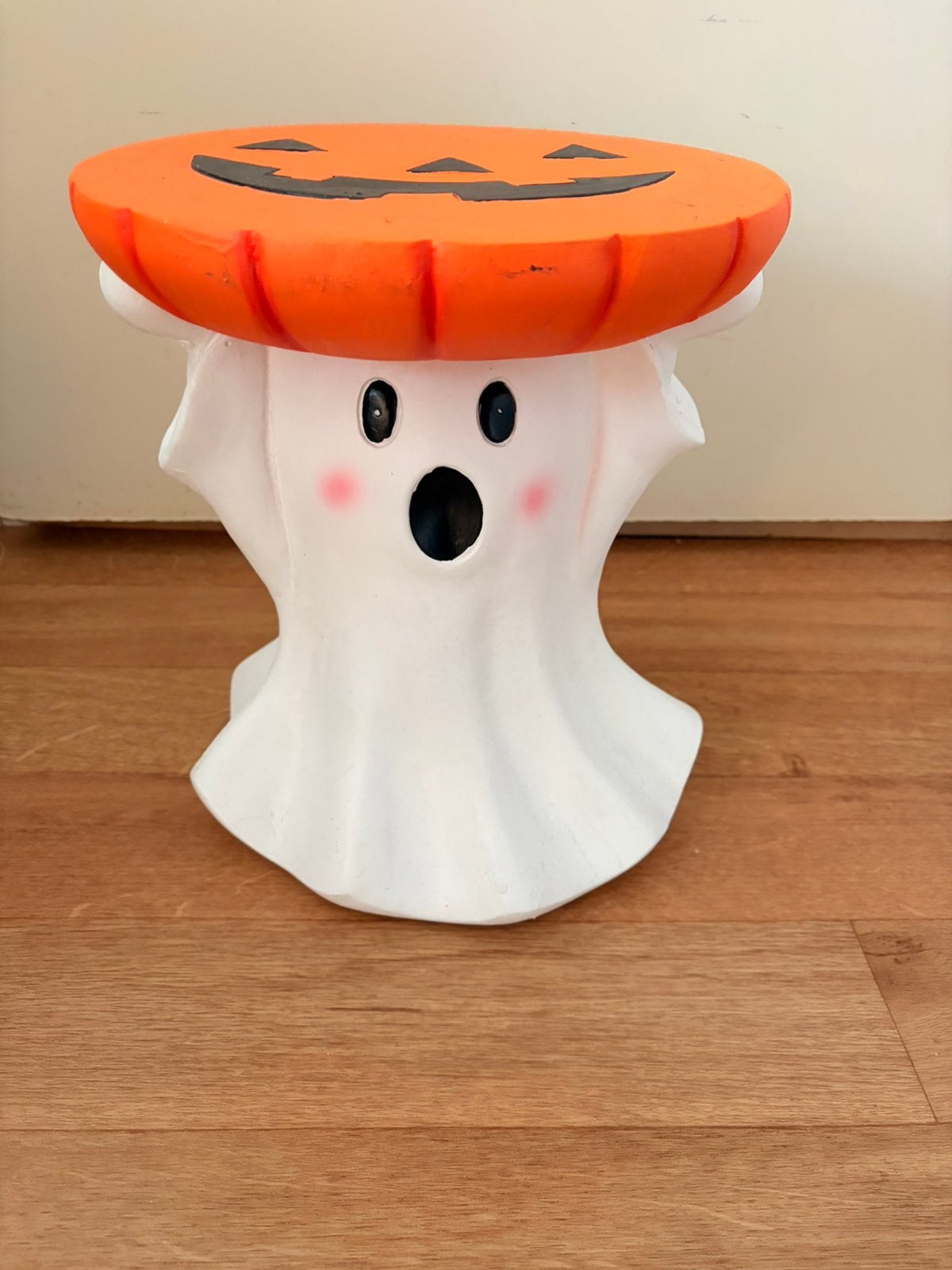 halloween tafeltje, Huis en Inrichting, Ophalen of Verzenden, Zo goed als nieuw, Hout