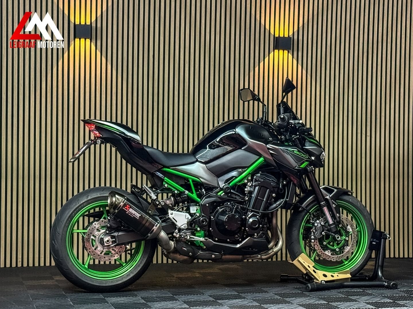 KAWASAKI Z900 PERFORMANCE - 2023 - Akrapovic - Nieuwstaat, 4 cilinders, 948 cc, Bedrijf, Onbekend