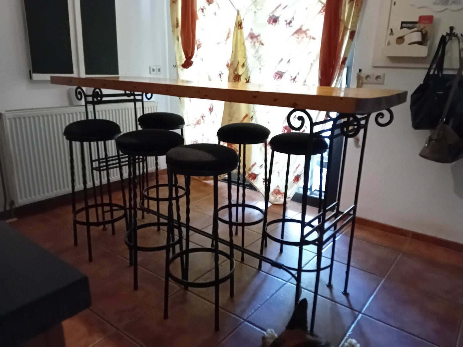 Barset met 6 krukken - Metaal en Hout, Ophalen, Met voetsteun, 90 cm of meer, Hout
